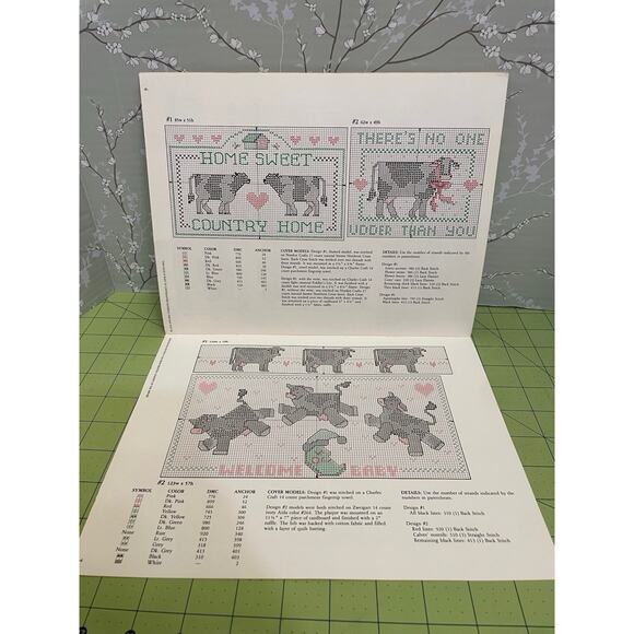 Cross Stitch Leaflet Lot Of 3 Dimensions & Leisure Arts More Sweaters Cow Belles - Picture 4 of 10